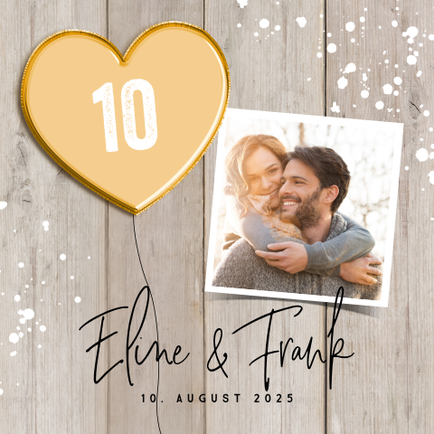 Einladung zur Rosenhochzeit im Holz-Look mit Herz und eigenem Bild