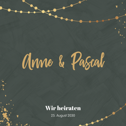 Einladung für Hochzeitsfeier mit goldenen Lichterketten