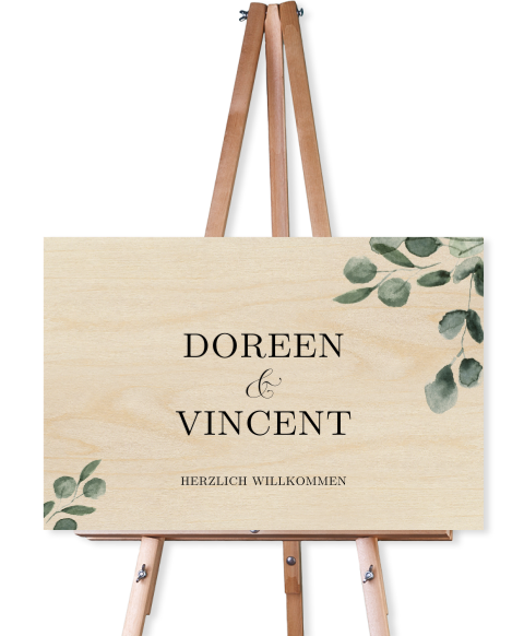 Willkommensschild Hochzeit mit klassischer Typografie und Eukalyptus 