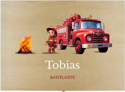 Hölzerne Bastelkiste mit Namen und Feuerwehrauto