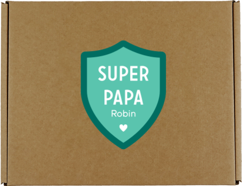 Geschenkbox zum Vatertag "Superpapa" mit Schild in Türkis und Herz