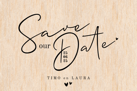 Save the Date kaart van echt hout stoer met hartjes