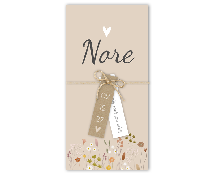 Geboortekaartje meisje bloemen hartje