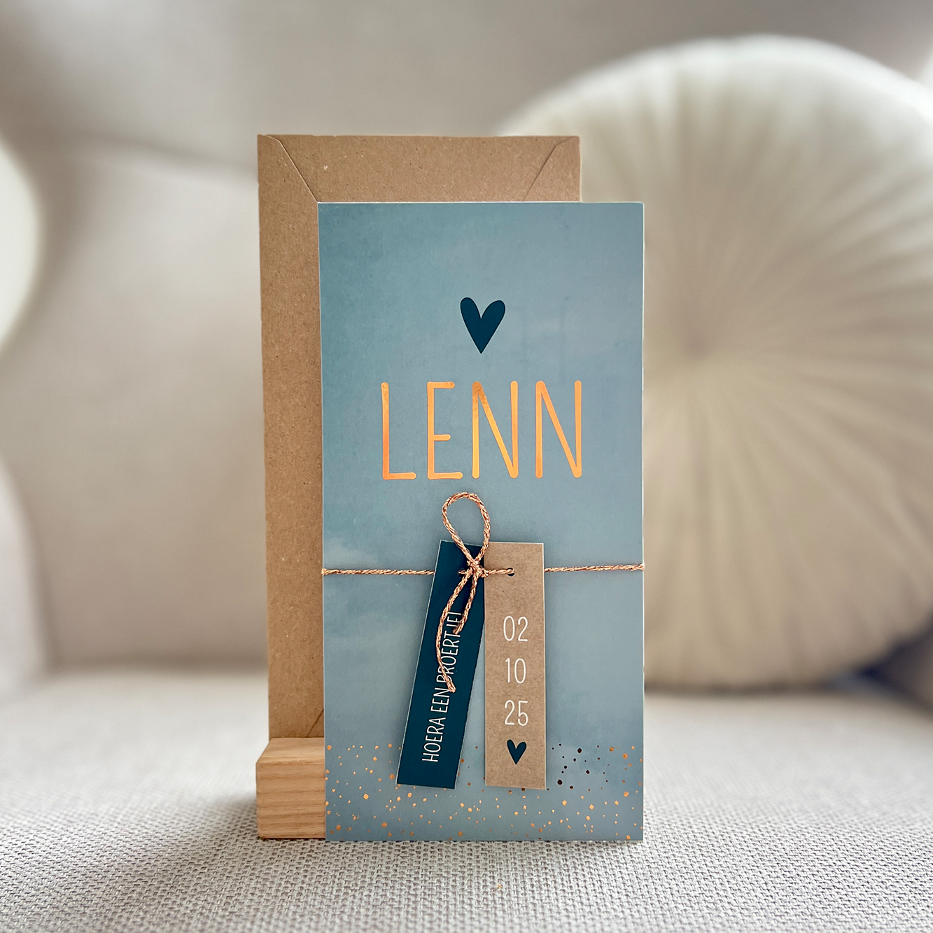 Geboortekaartje jongen blauw met label