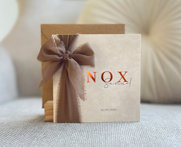 Geboortekaartje Jongen Suède Koperfolie Lint