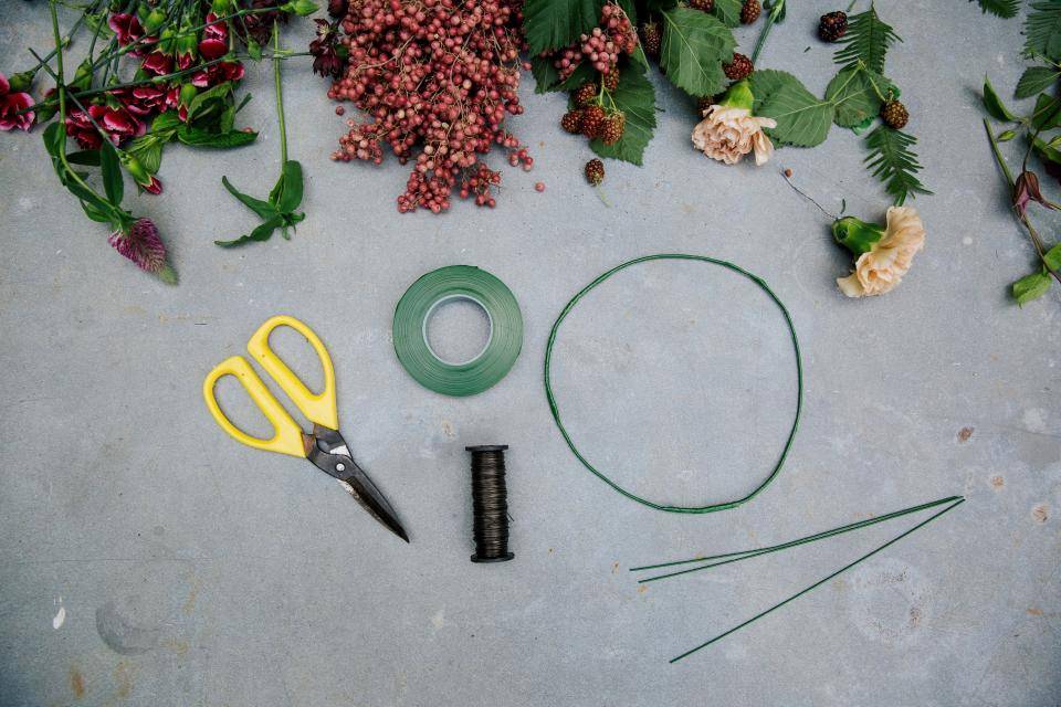 Benodigdheden bloemenkrans