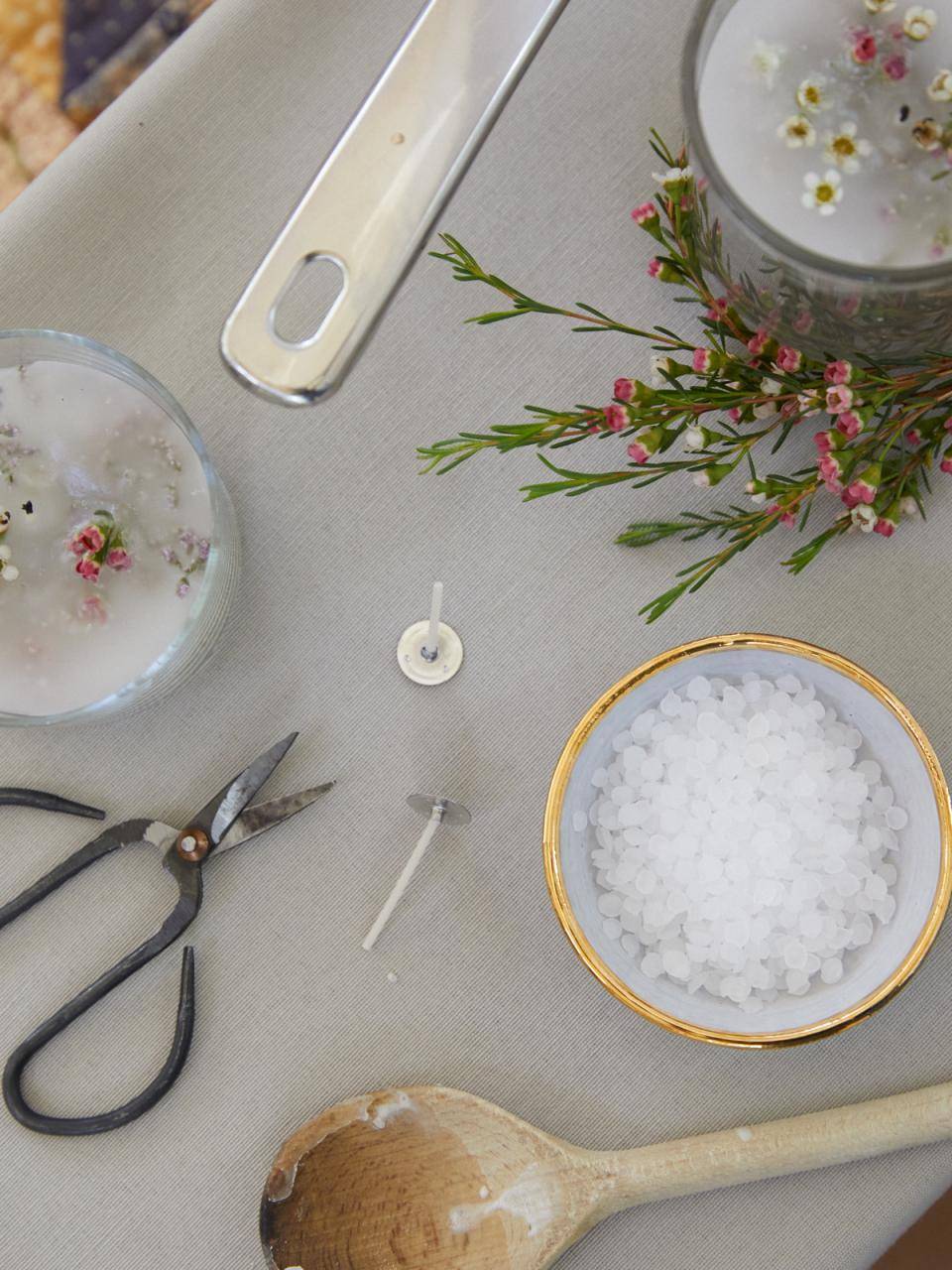 BBH_WEB_DIY_Floral_Candle_BBH20231588.width-1920
