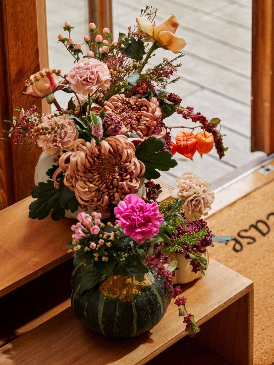 BBH_WEB_Welcome_Witch_Flower-in-pumpkin_9O1A5.width-1920