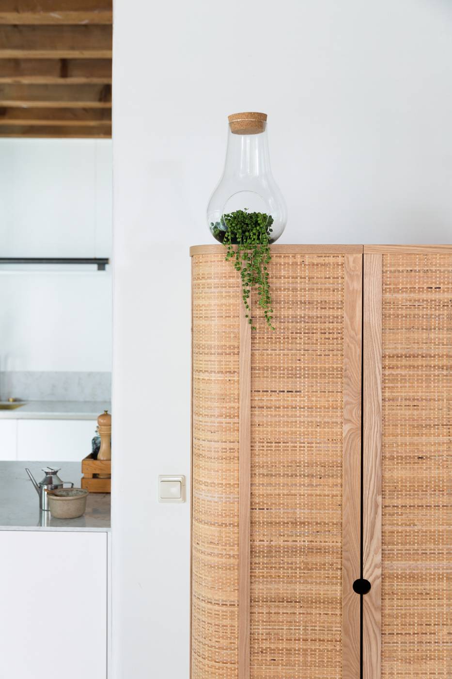 None - b537b636-1608-4e69-9fd0-e3825fbb88fa