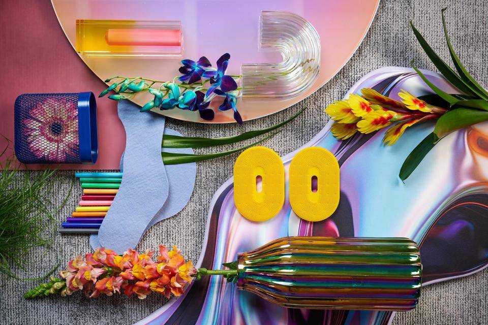 Trends-2025-radient-energy-moodboard__LOW