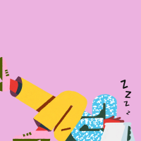 Kleurrijk persoon slaapt met een boek over zijn gezicht.